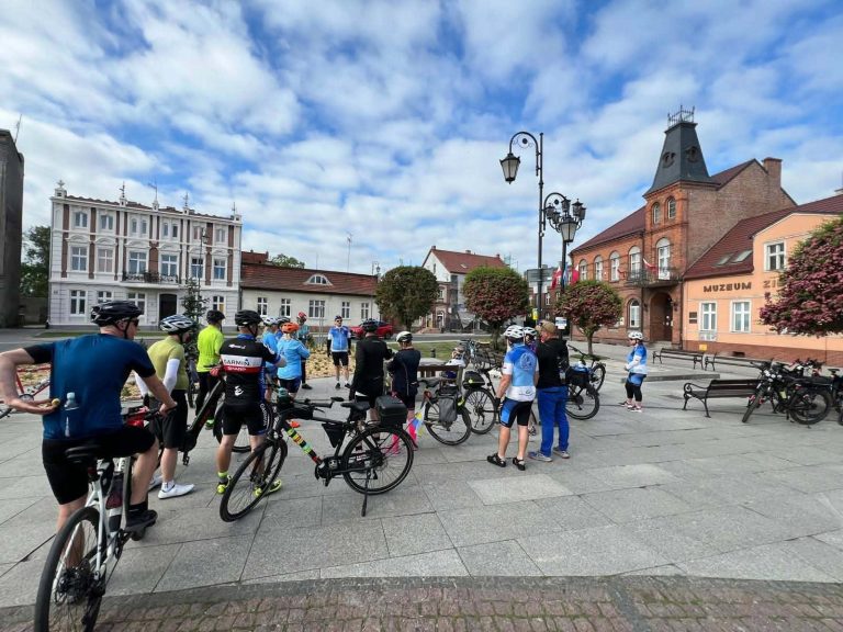 “Trail of the Wooden Churches of Pałuki” badges for the cyclists of KTK Żniniok - photo 1