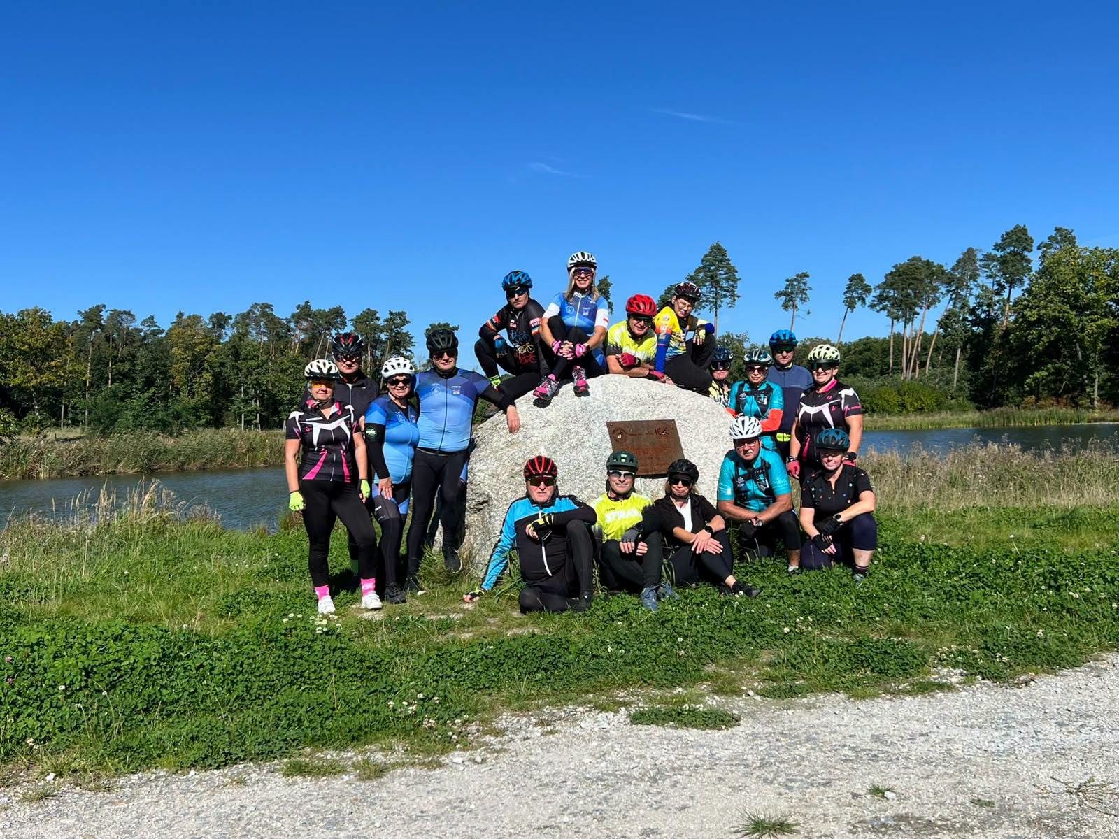 Rajd rowerowy „Ku Kaczym Dołom” - 70 km w słońcu - zdjęcie 52